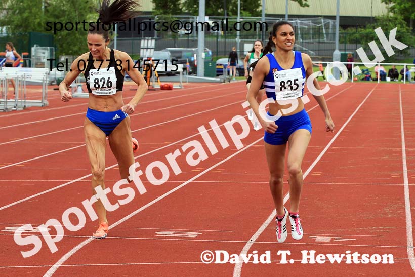 Women and Girls 400 metres, 2022 North Eastern Track and Field Champs., Middlesbrough. David T. Hewitson/Sports for All Pics